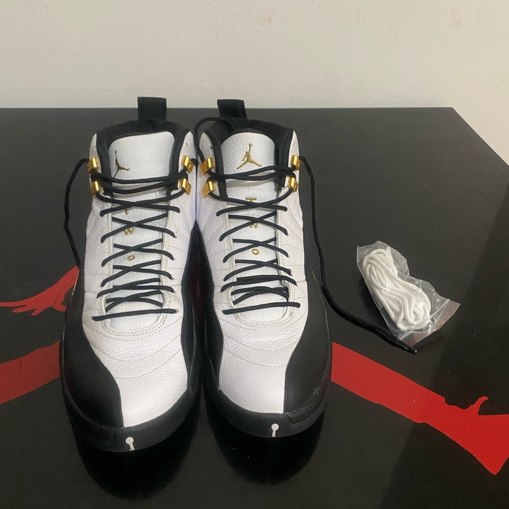 Nike Air Jordan 12 Royalty size 13 Mens